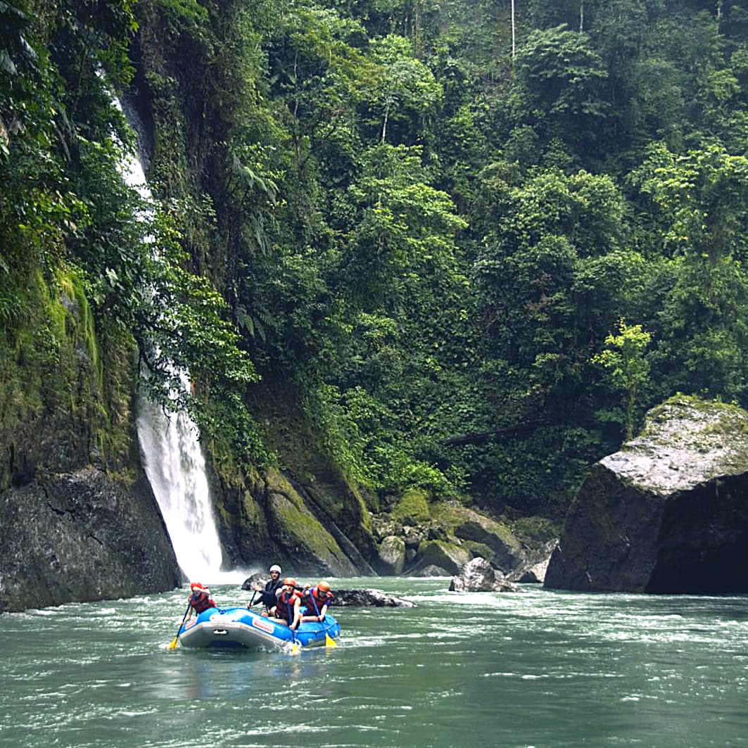 whitewater rafting on the Pacuare River in Costa Rica